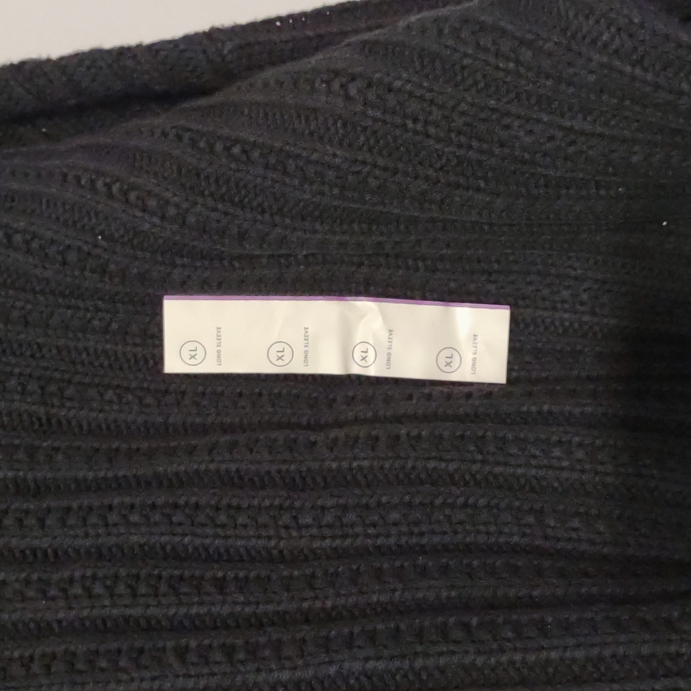 Sweater - Picture 2 of 3